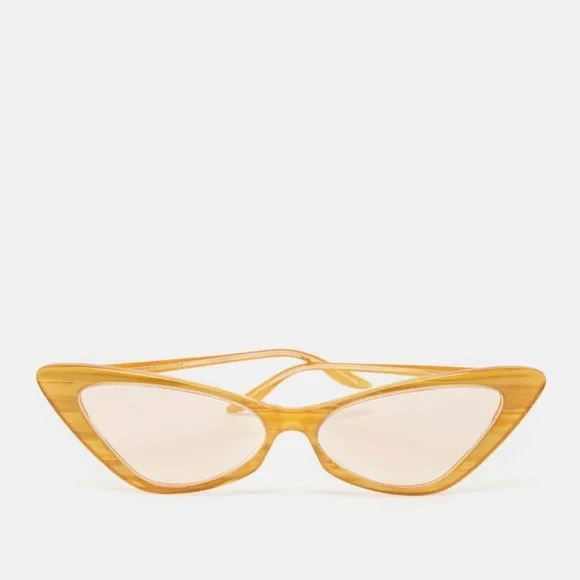 Gucci | Accessories | 595 Gucci Yellow Cat Eye Sunglasses  display picture 1